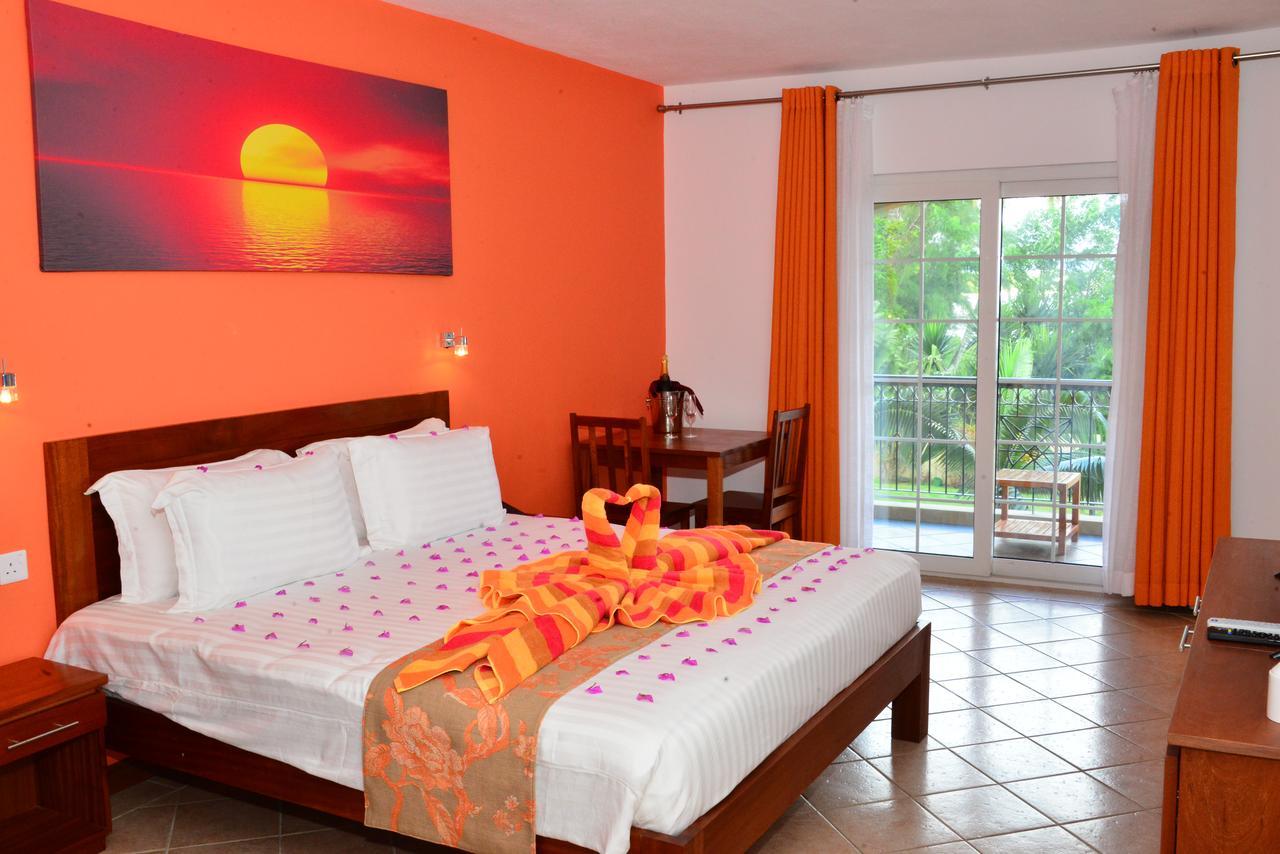 Sunset Reef Resort & Spa Pointe-aux-Piments Eksteriør billede