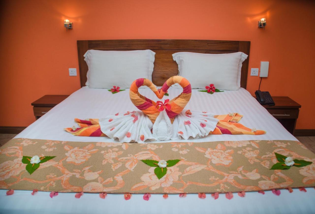 Sunset Reef Resort & Spa Pointe-aux-Piments Eksteriør billede