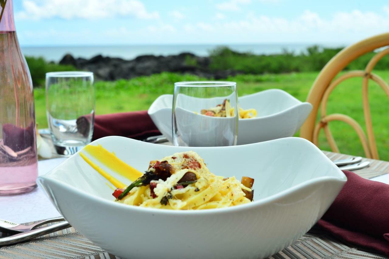 Sunset Reef Resort & Spa Pointe-aux-Piments Eksteriør billede