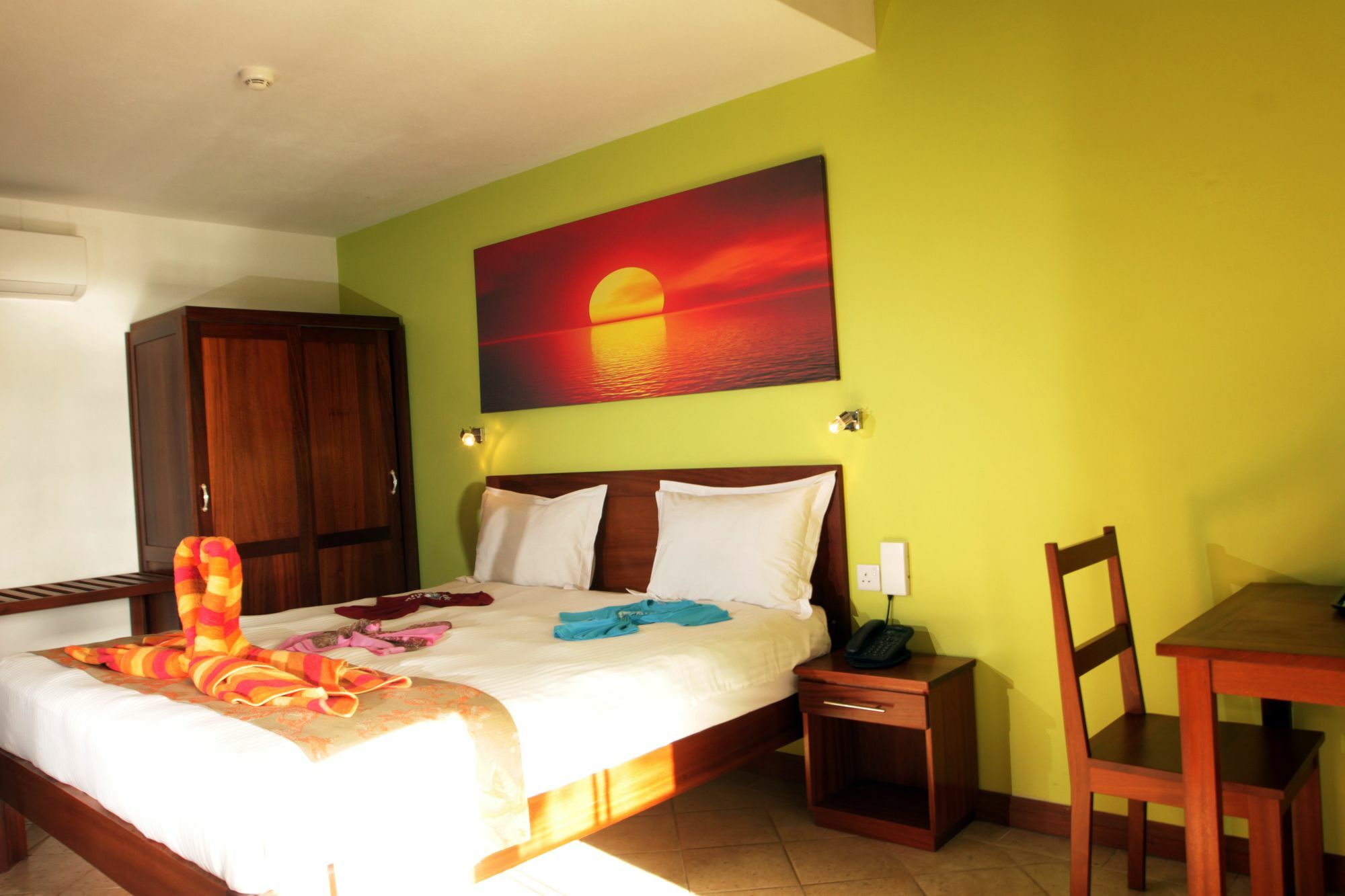 Sunset Reef Resort & Spa Pointe-aux-Piments Eksteriør billede